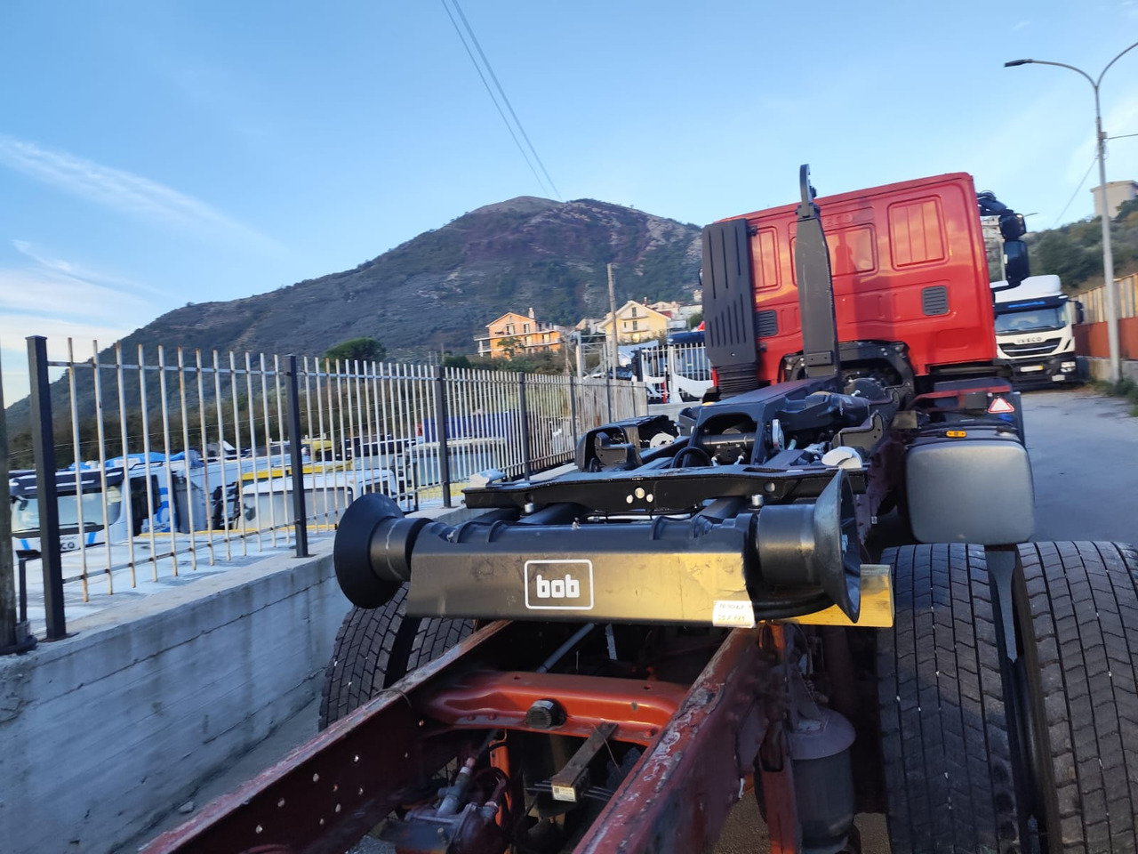 Camión multibasculante IVECO STRALIS 190S31