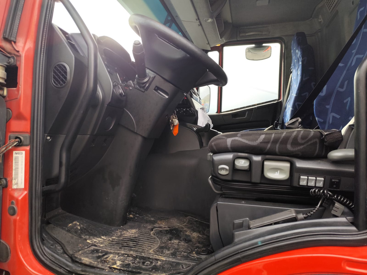 Camión multibasculante IVECO STRALIS 190S31