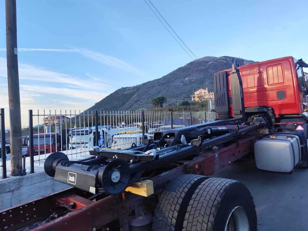 Camión multibasculante IVECO STRALIS 190S31