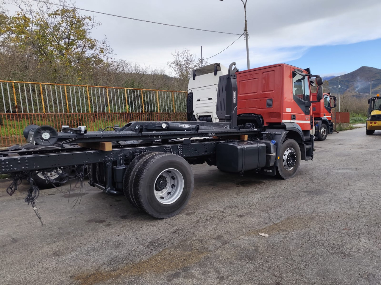 Camión multibasculante IVECO STRALIS 190S31