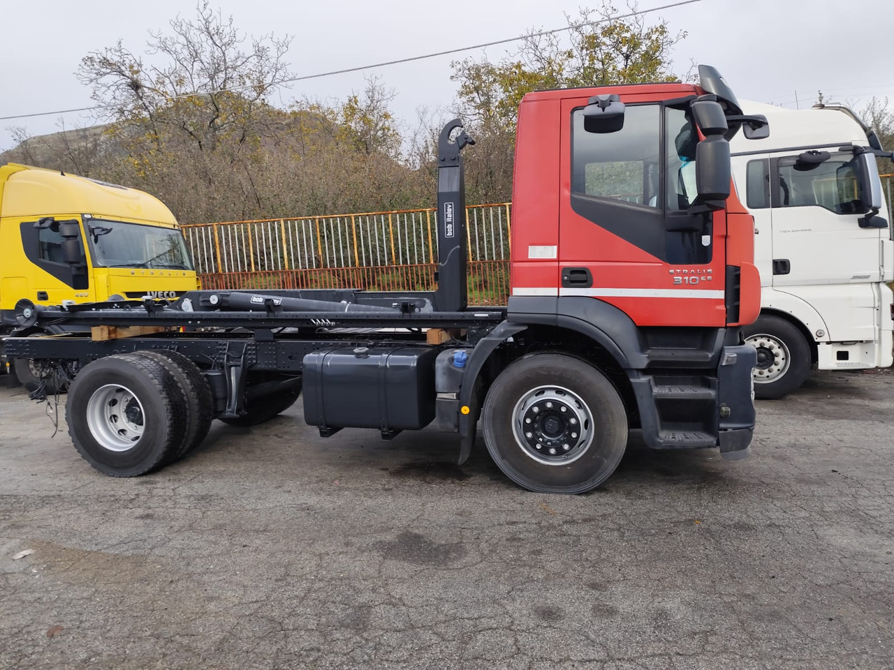 Camión multibasculante IVECO STRALIS 190S31