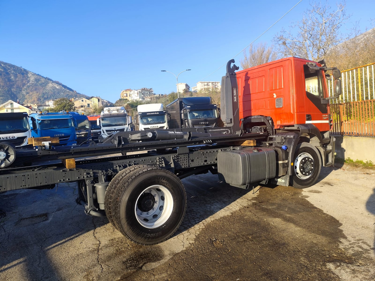 Camión multibasculante IVECO STRALIS 190S31