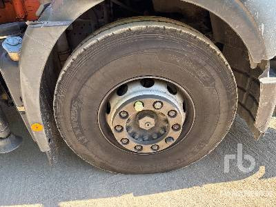 Camión multibasculante IVECO STRALIS 310 2009 Fassi F130A21 on 4x2 Camio ...