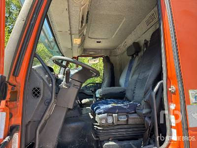 Camión multibasculante IVECO STRALIS 310 2009 Fassi F130A21 on 4x2 Camio ...