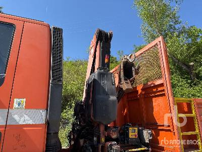 Camión multibasculante IVECO STRALIS 310 2009 Fassi F130A21 on 4x2 Camio ...