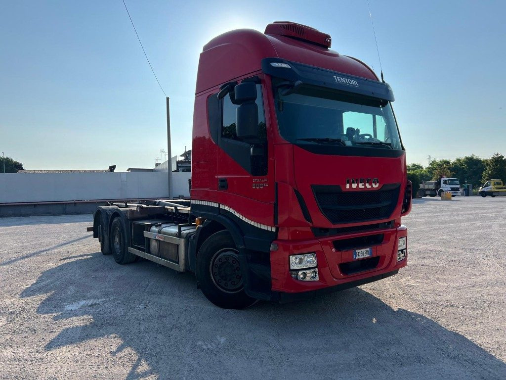 Camión multibasculante IVECO STRALIS 500 SCARRABILE