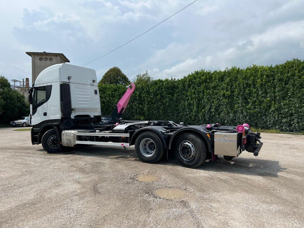 Camión multibasculante IVECO STRALIS 510 SCARRABILE