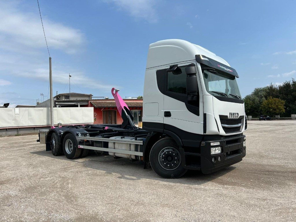 Camión multibasculante IVECO STRALIS 510 SCARRABILE