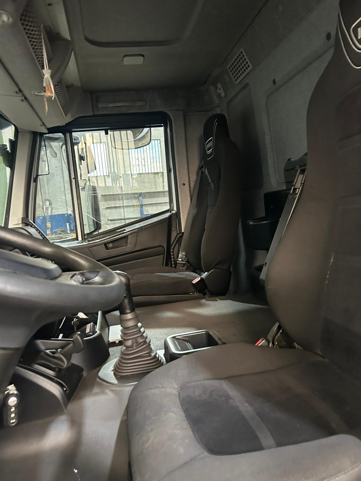 Camión multibasculante IVECO STRALIS AD 260S31 Y/P