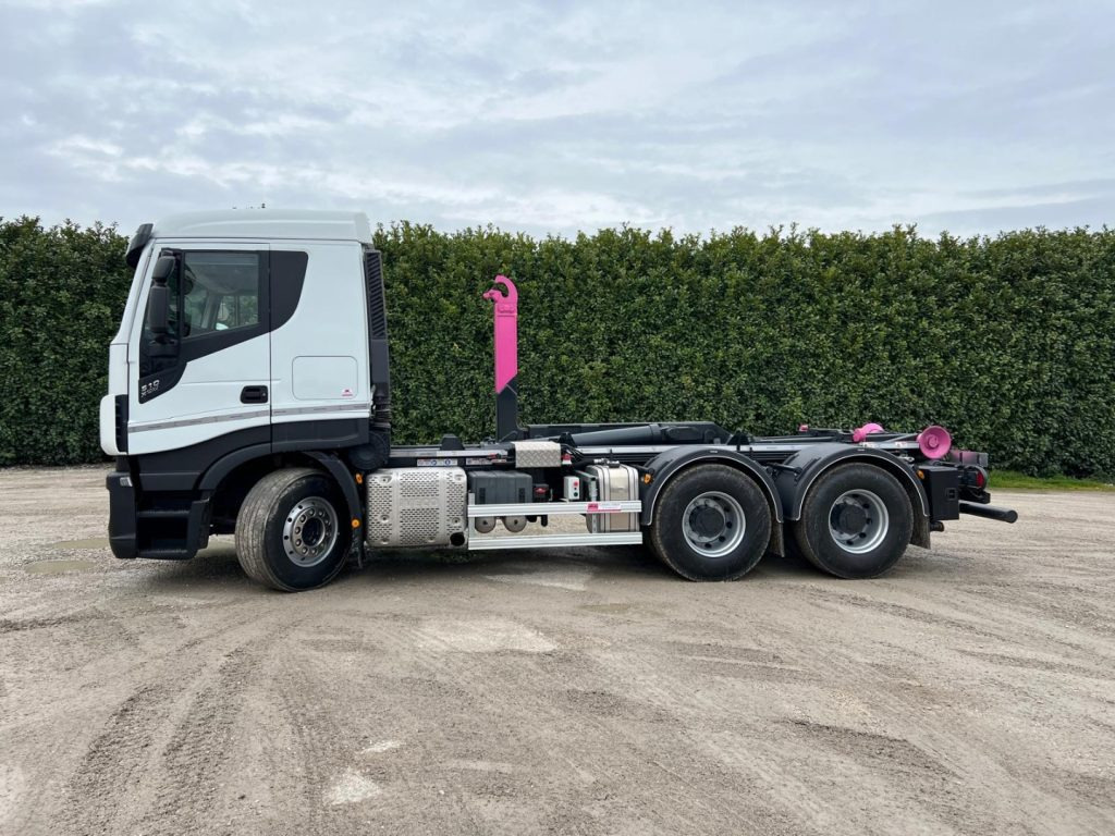 Camión multibasculante IVECO STRALIS X-WAY 510 TRAKKER SCARRABILE
