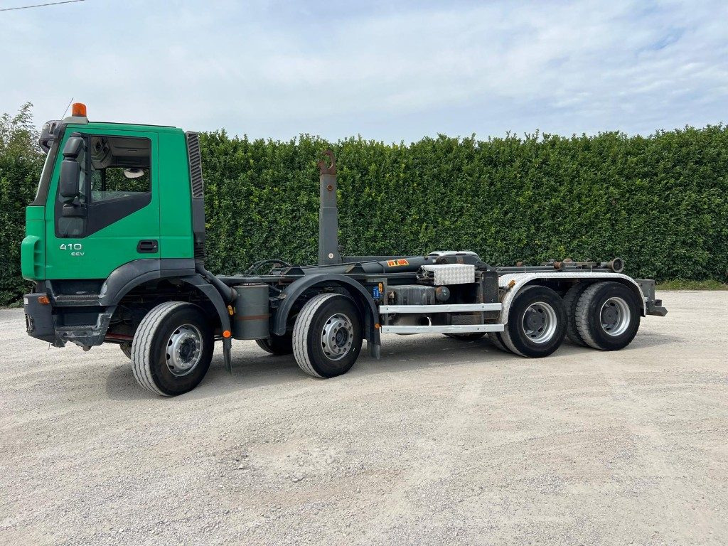 Camión multibasculante IVECO TRAKKER AD340T41 SCARRABILE