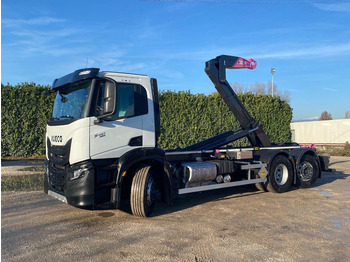 Camión multibasculante IVECO X-WAY AD280X48 NUOVO SCARRABILE PASSO 4500