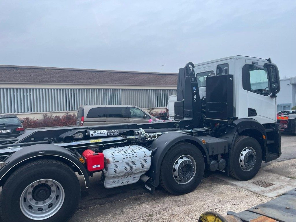 Camión multibasculante IVECO X-WAY AD350X480YPS SCARRABILE NUOVO