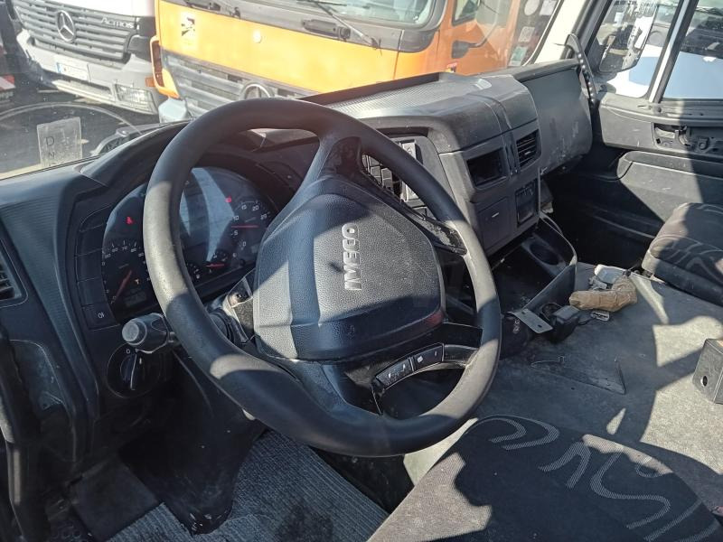 Camión multibasculante Iveco 330.36