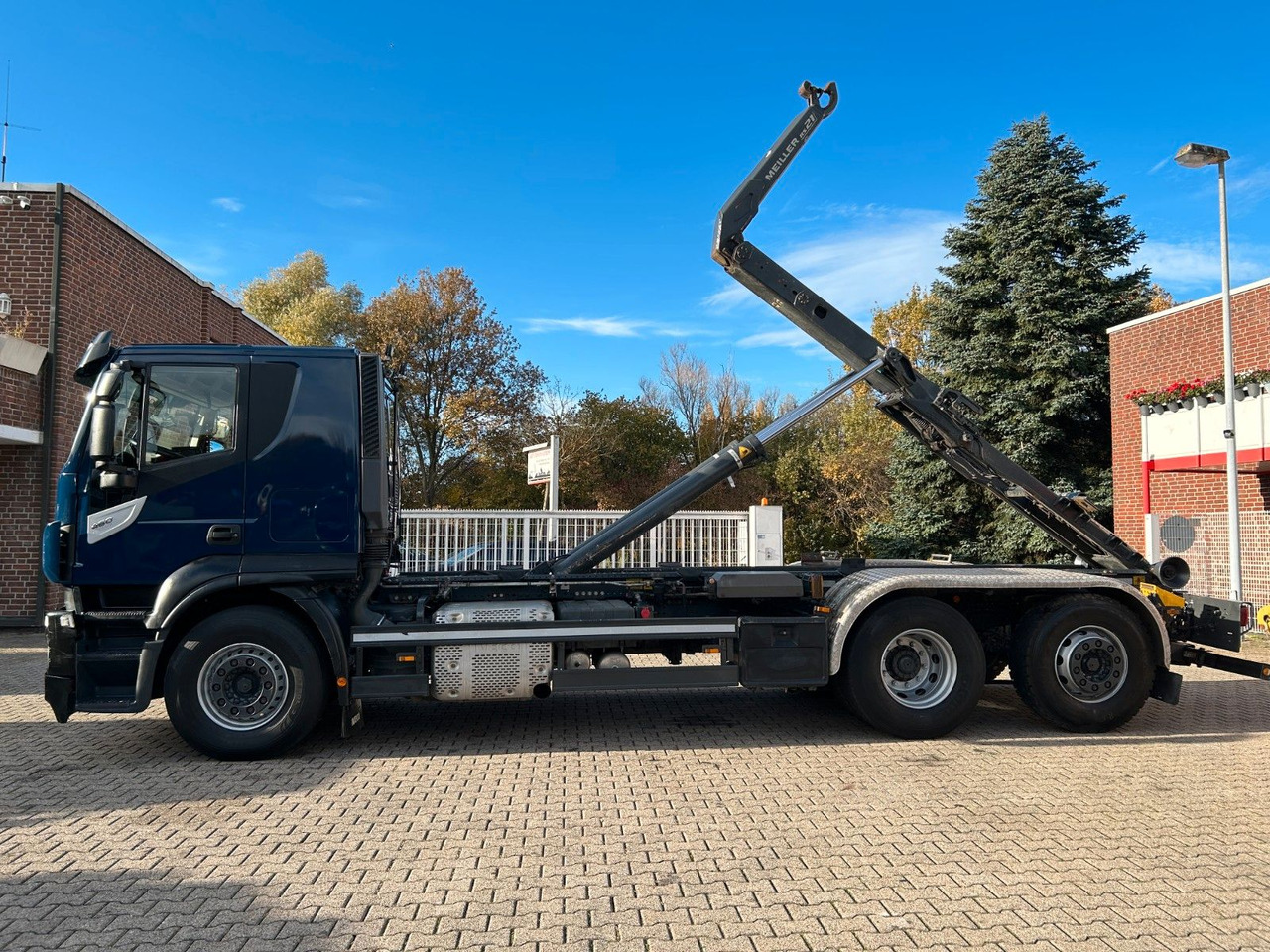 Camión multibasculante Iveco 460 Stralis MEILLER Abroller mit LIft-Lenkachse