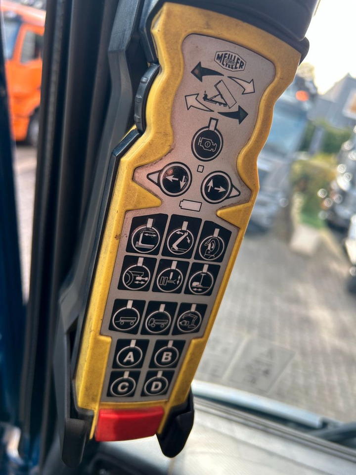 Camión multibasculante Iveco 460 Stralis MEILLER Abroller mit LIft-Lenkachse