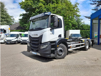 Camión multibasculante  Iveco AD280X46Y/PS ON PALFINGER Lenk Lift