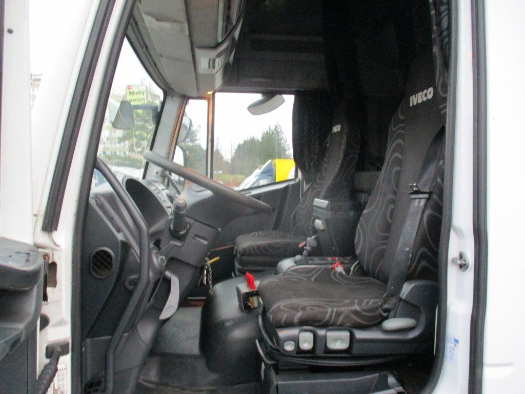 Camión multibasculante Iveco Eurocargo 140E22