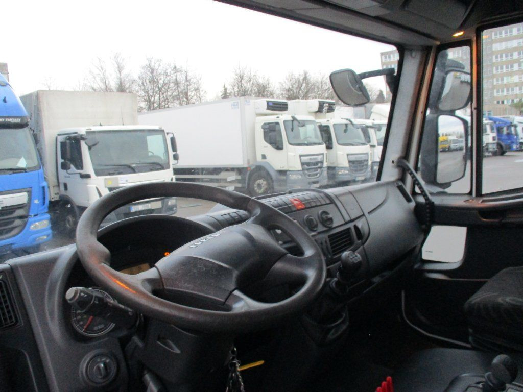 Camión multibasculante Iveco Eurocargo 140E22
