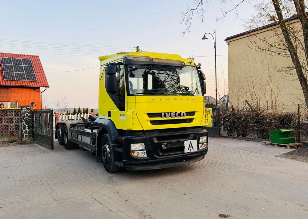 Camión multibasculante Iveco STRALIS