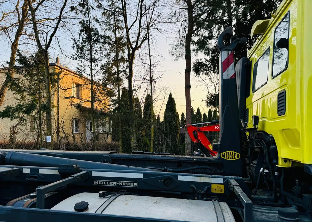 Camión multibasculante Iveco STRALIS