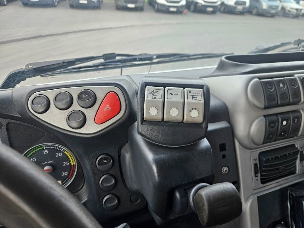 Camión multibasculante Iveco Stralis 260 S42 6x2*4
