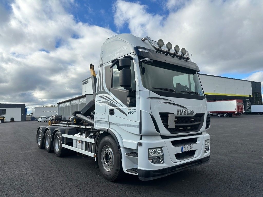 Camión multibasculante Iveco Stralis 8x4*4