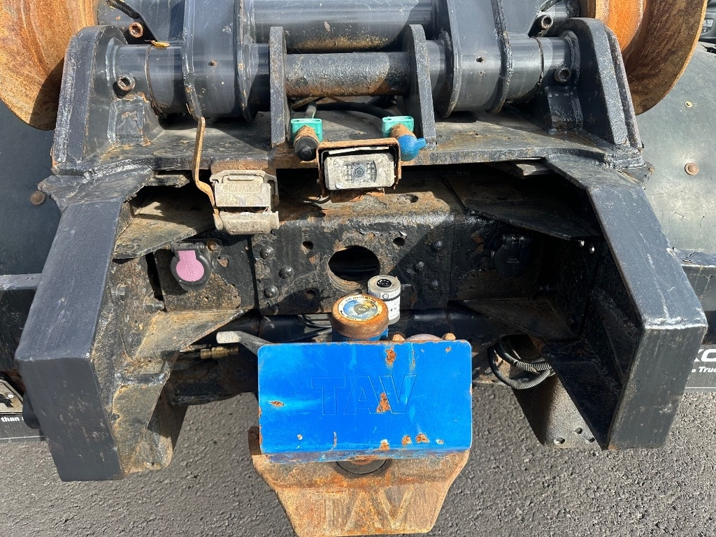 Camión multibasculante Iveco Stralis 8x4*4