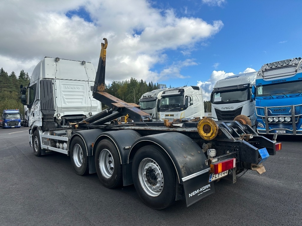 Camión multibasculante Iveco Stralis 8x4*4