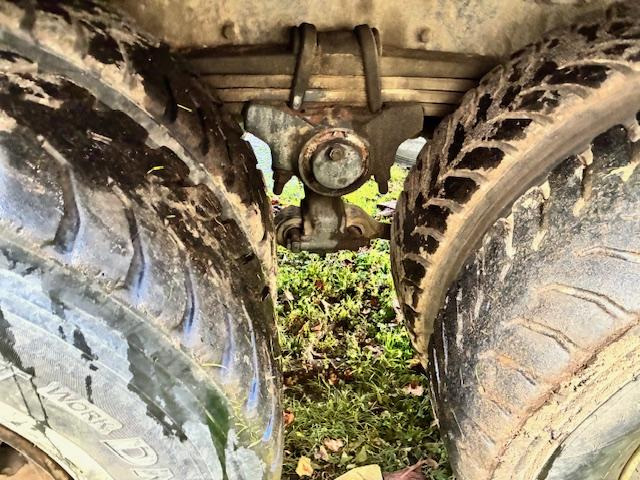 Camión multibasculante Iveco TRAKKER 410 E6