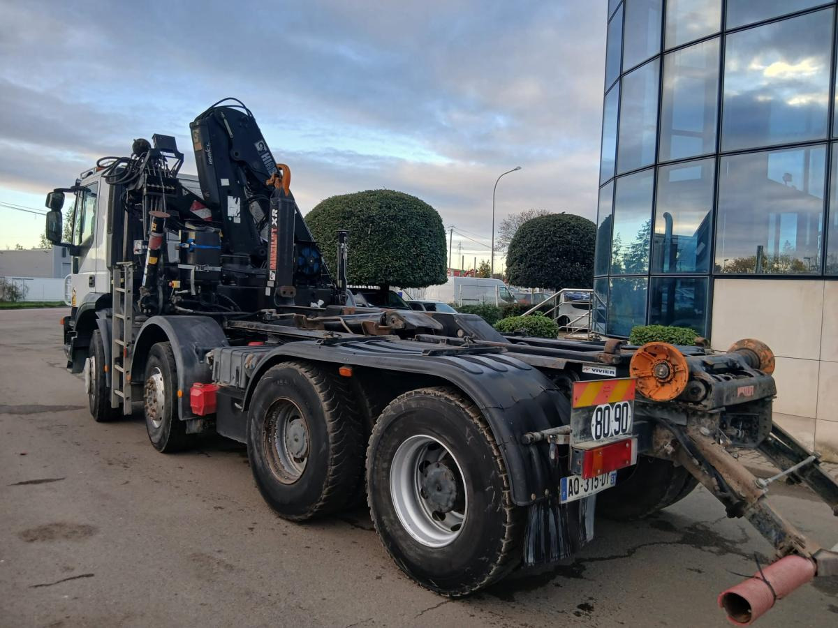 Camión multibasculante Iveco Trakker