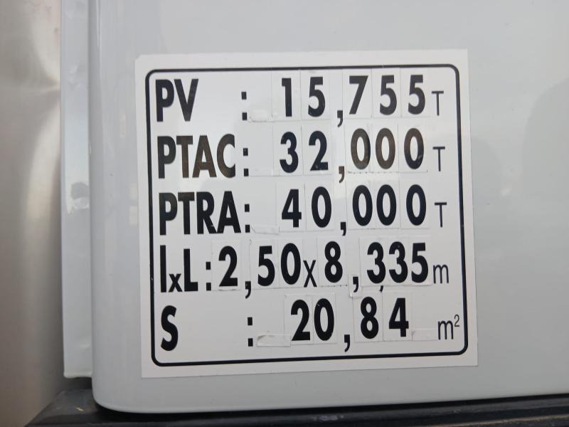 Camión multibasculante Iveco Trakker