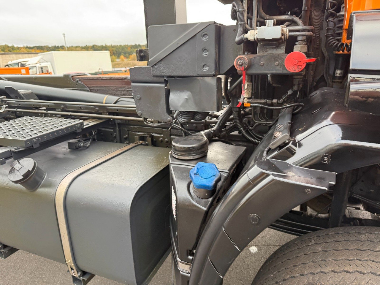 Camión multibasculante Iveco Trakker 330 EEV Winterdienst Abroll