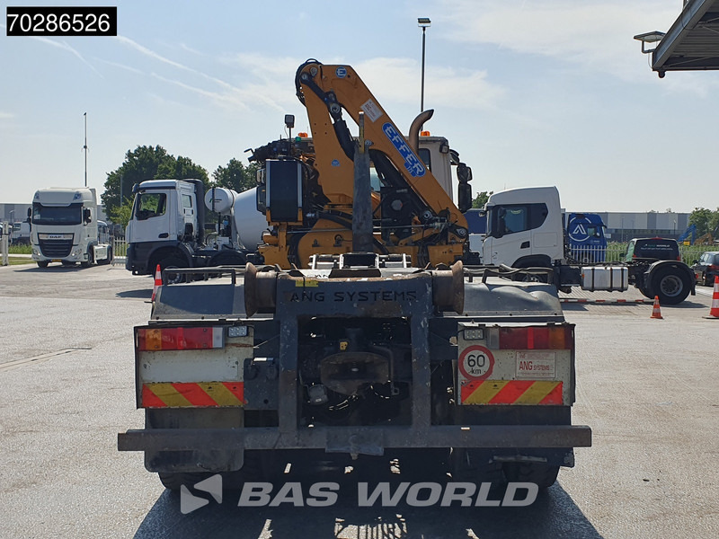 Camión multibasculante Iveco Trakker 410 6X4 Effer CRANE 175/2S Manual 20 Tonnes EEV