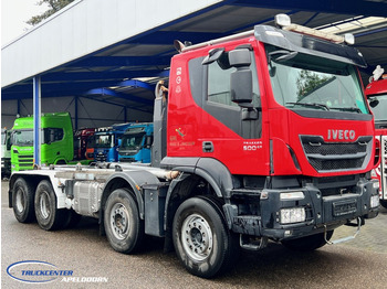 Camión multibasculante Iveco Trakker 500 137.100 km, Retarder, Steel springs, Euro 6