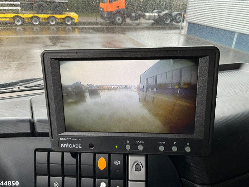 Camión multibasculante Iveco Trakker AD380T41W 8x6 Euro 6 HMF 19 Tonmeter Z-kraan