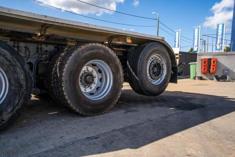 Camión multibasculante Iveco X-WAY 460