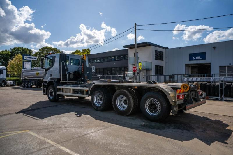 Camión multibasculante Iveco X-WAY 460