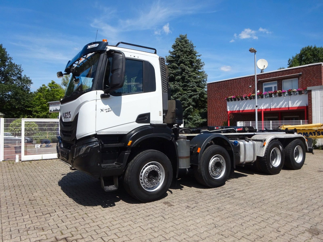 Camión multibasculante Iveco X-WAY 480 HIAB ABROLLER