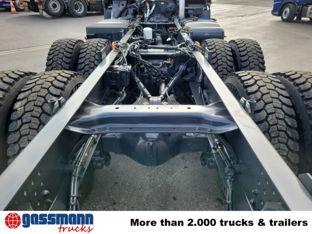 Camión multibasculante Iveco X-Way 460 6x4, Retarder