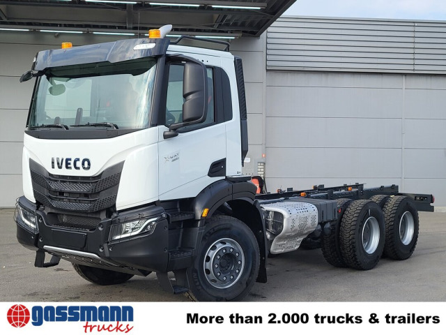Camión multibasculante Iveco X-Way 460 6x4, Retarder
