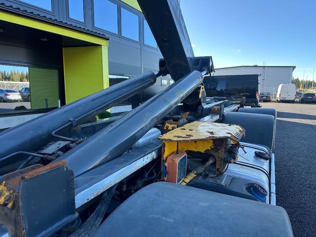 Camión multibasculante Iveco X-Way AS35S560 8x2