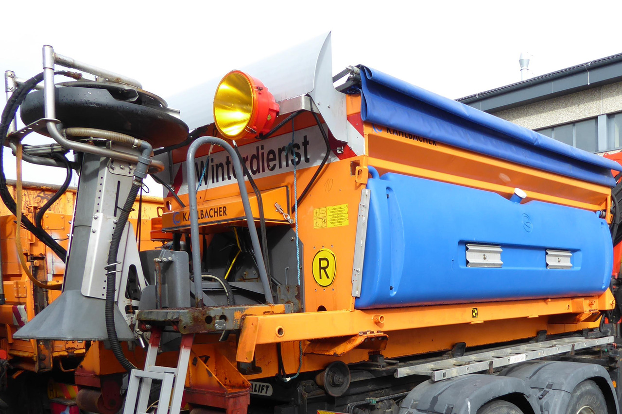Camión multibasculante KÜPPER-WEISSER /GMEINER/BUCHER Feuchtsalzstreuer Salzstreuer Streuer