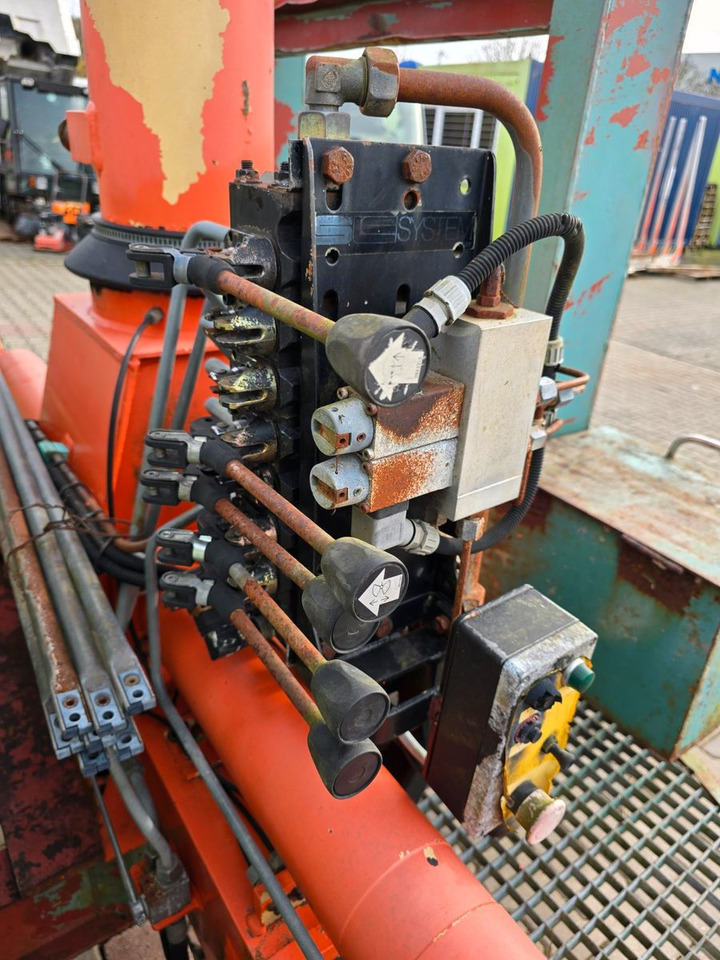 Camión multibasculante Kran Ladekran Atlas 60.1 - 6,5 / A2 Abrollcontai