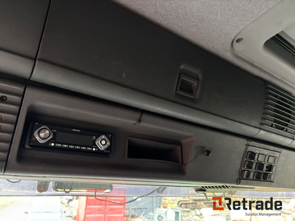 Camión multibasculante Krokbil Scania 124G