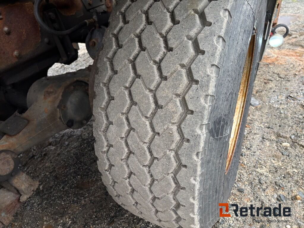 Camión multibasculante Krokbil Scania 124G