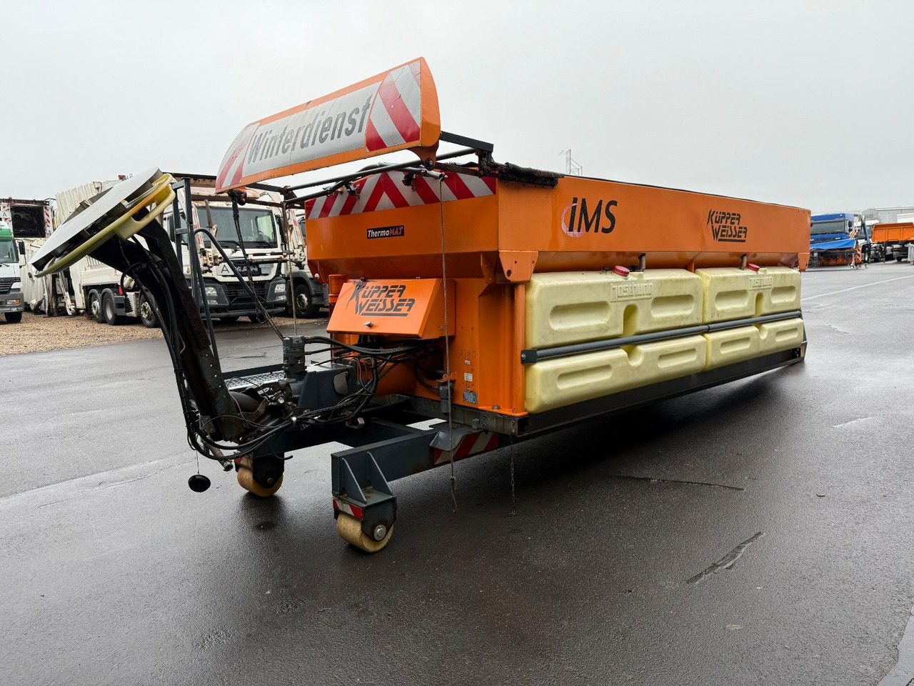 Camión multibasculante Küpper Weisser Salzstreuer 8 cbm Winterdienst