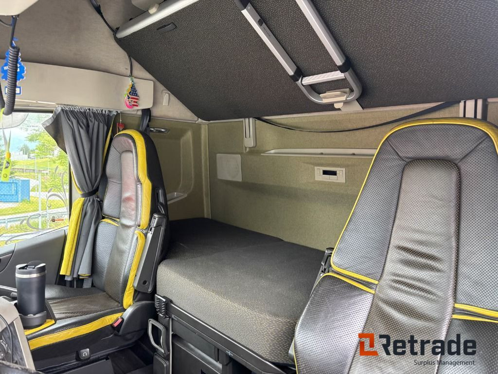 Camión multibasculante Lastebil VOLVO FH 16 750