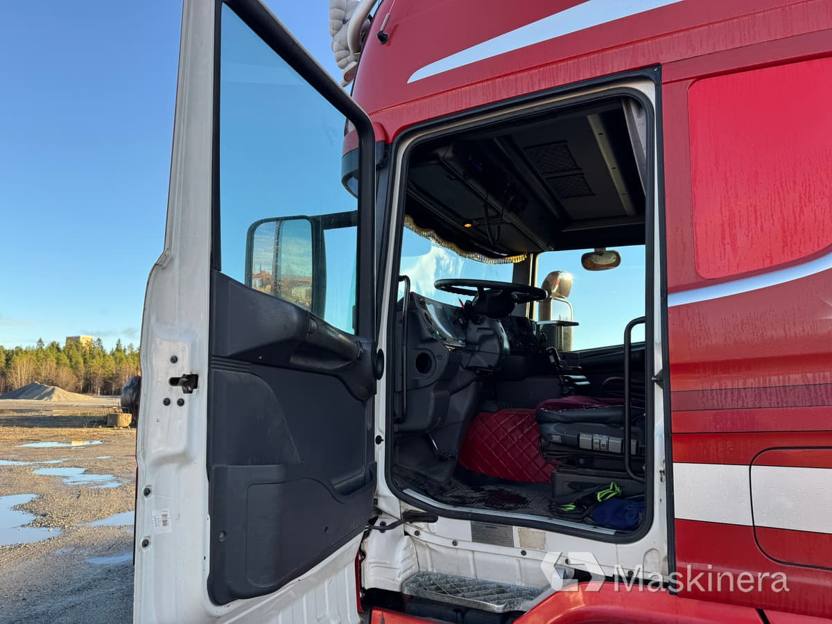 Camión multibasculante Lastväxlare Scania R144 6X2 med tre flak