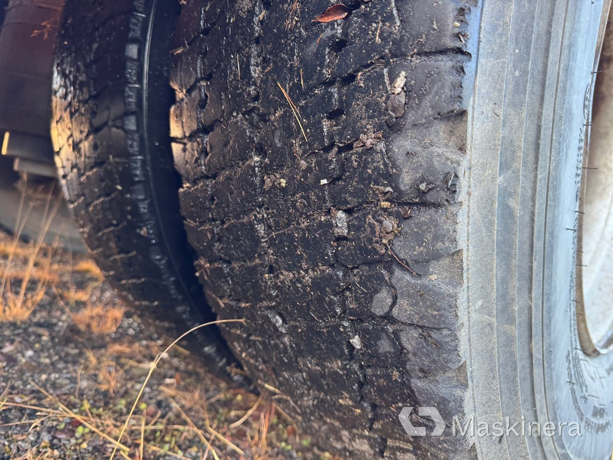 Camión multibasculante Lastväxlare Scania R144 6X2 med tre flak